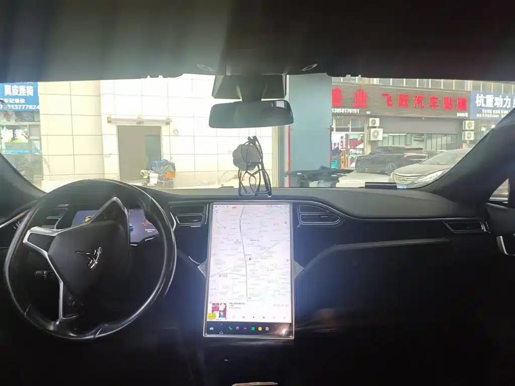 2017 Model S 75D Standard Range — миниатюра 7