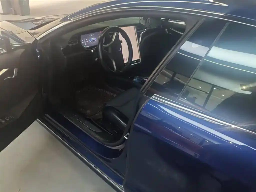 2017 Model S 75D Standard Range — миниатюра 9