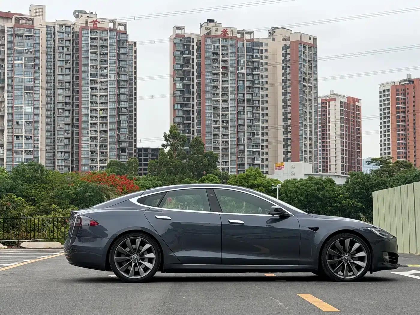2016 Model S 90D — миниатюра 6