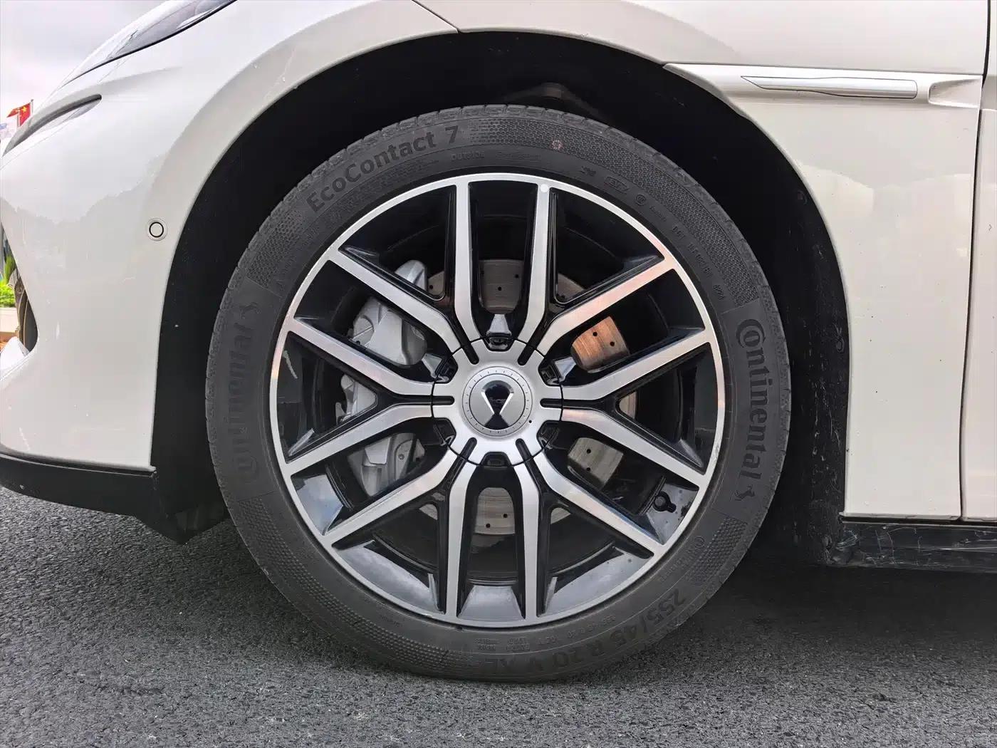 Denza Z9 2024 Model 1100km AWD Max Edition — миниатюра 20