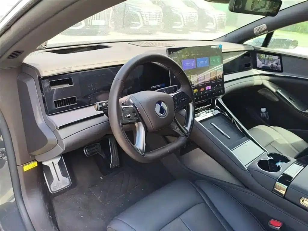 Denza Z9 2024 Model, 1100km Range, 4WD Ultra Edition — миниатюра 4
