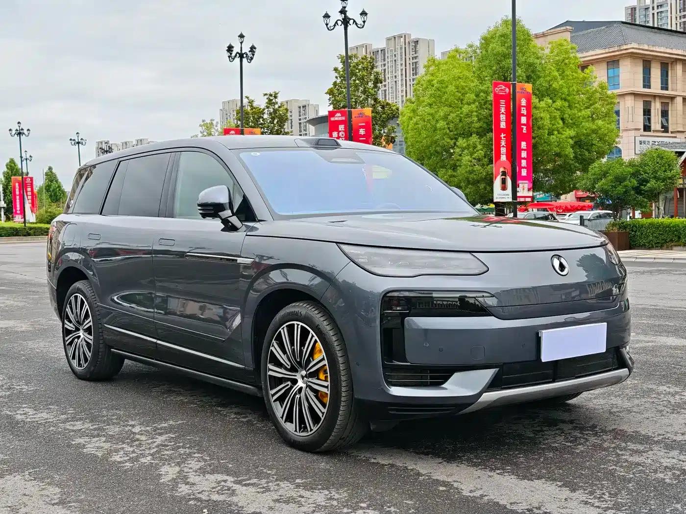 Denza N9 2025 Flagship Edition — миниатюра 3