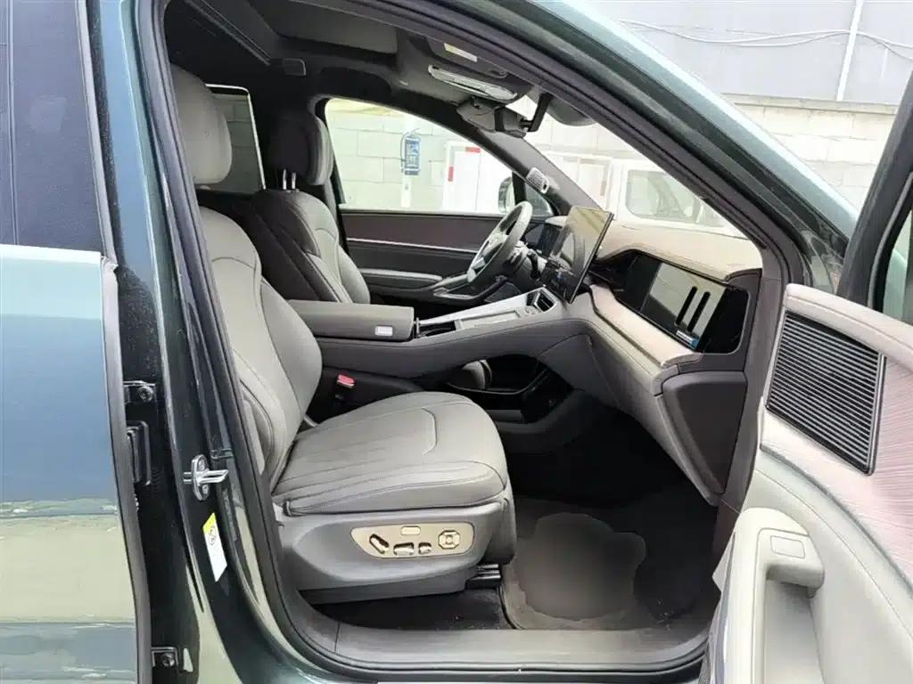 Denza N9 2025 Flagship Edition — миниатюра 25