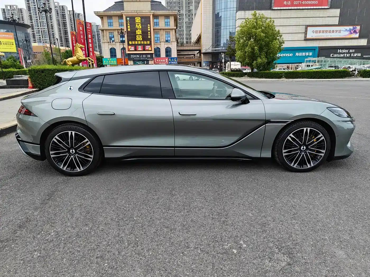 Denza Z9 GT 2024 1100 AWD Ultra Edition — миниатюра 6
