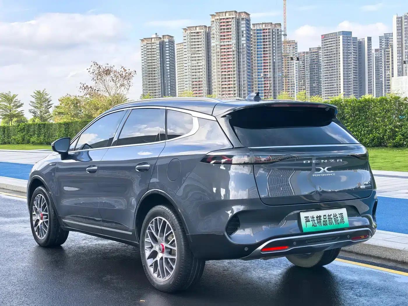 Denza X 2020 PHEV Classic Edition — миниатюра 21