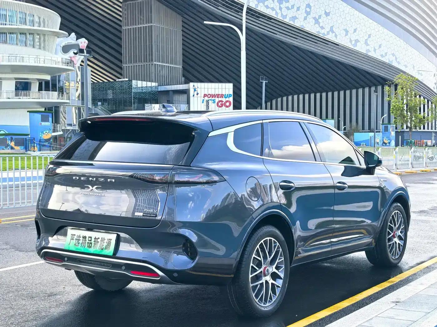 Denza X 2020 PHEV Classic Edition — миниатюра 23
