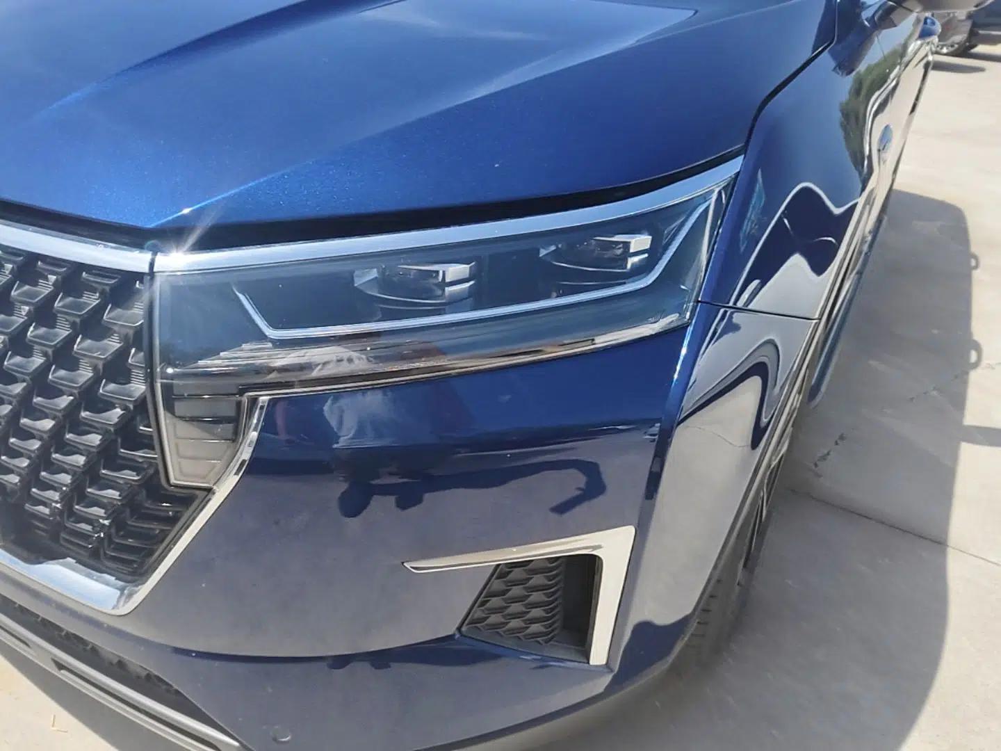 Venucia Star 2020 260T Automatic 48V Mild Hybrid Turbocharged Starry Edition — миниатюра 9