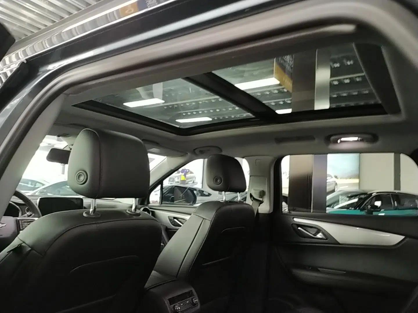 Chevrolet Blazer 2020 650T 7-Seater WEI Version — миниатюра 21