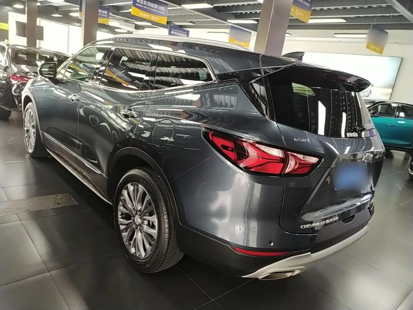 Chevrolet Blazer 2020 650T 7-Seater WEI Version — миниатюра 4