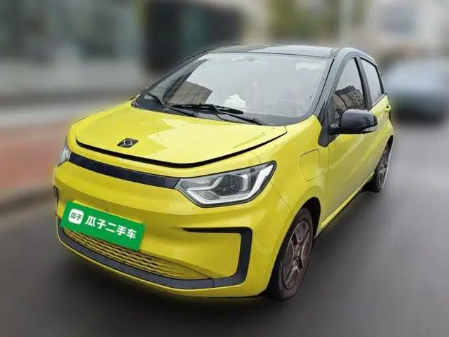 SOL E10X 2021 302 km Range Fashion Edition 30.2 kWh