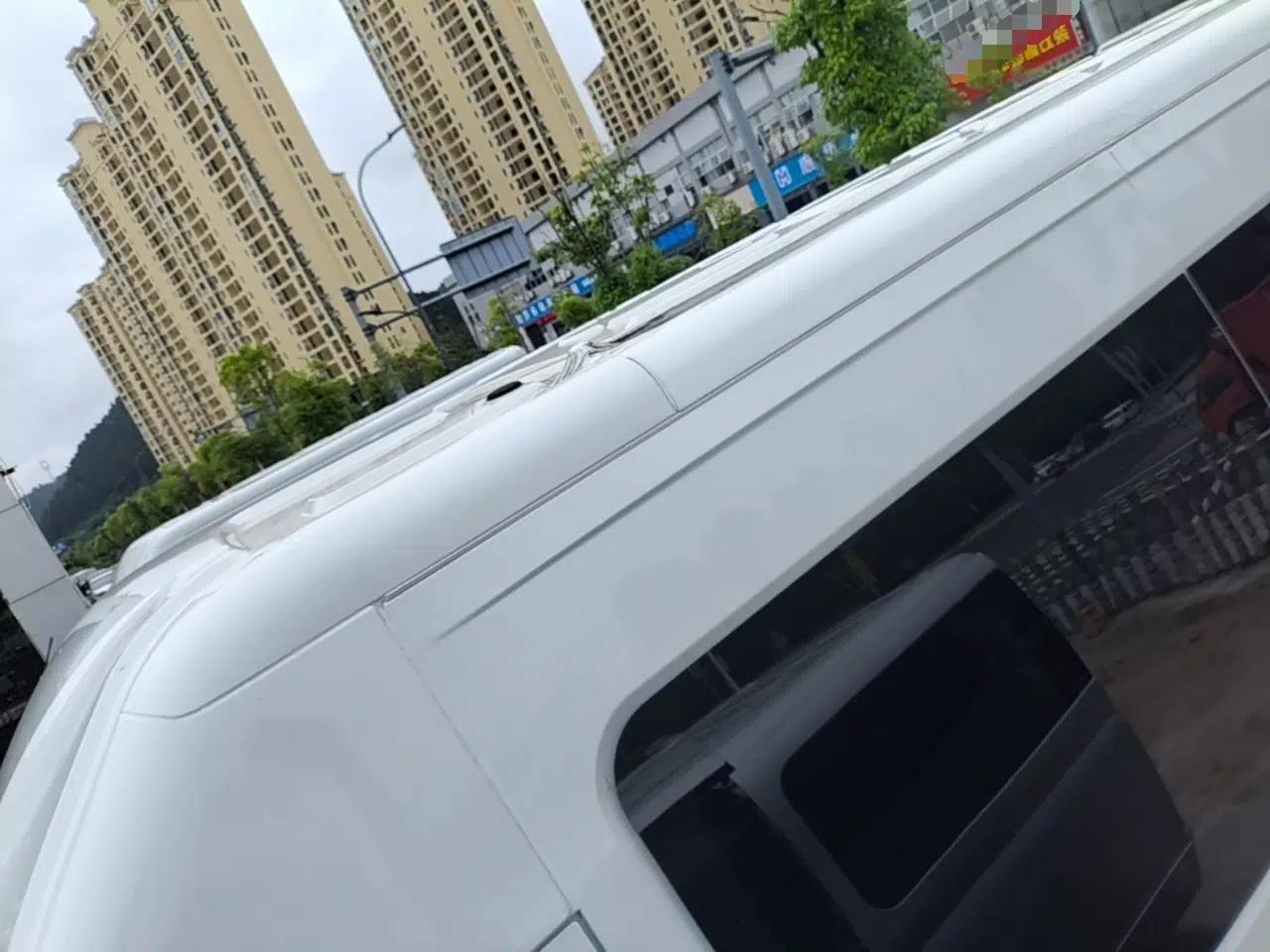 Iveco Eurocargo 2021 2.0T Manual Super-Rui Long Wheelbase Short Overhang High Roof Manual Doors F1A — миниатюра 11