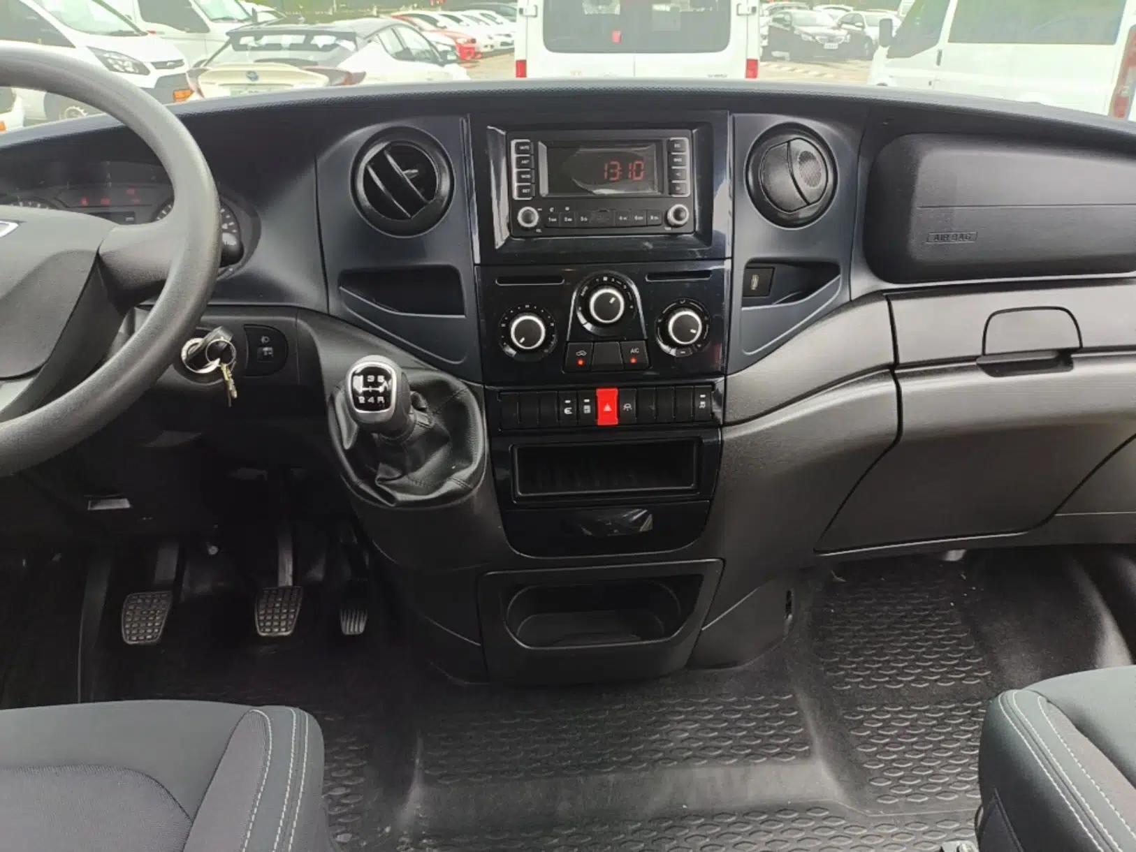 Iveco Eurocargo 2021 2.0T Manual Super-Rui Long Wheelbase Short Overhang High Roof Manual Doors F1A — миниатюра 15