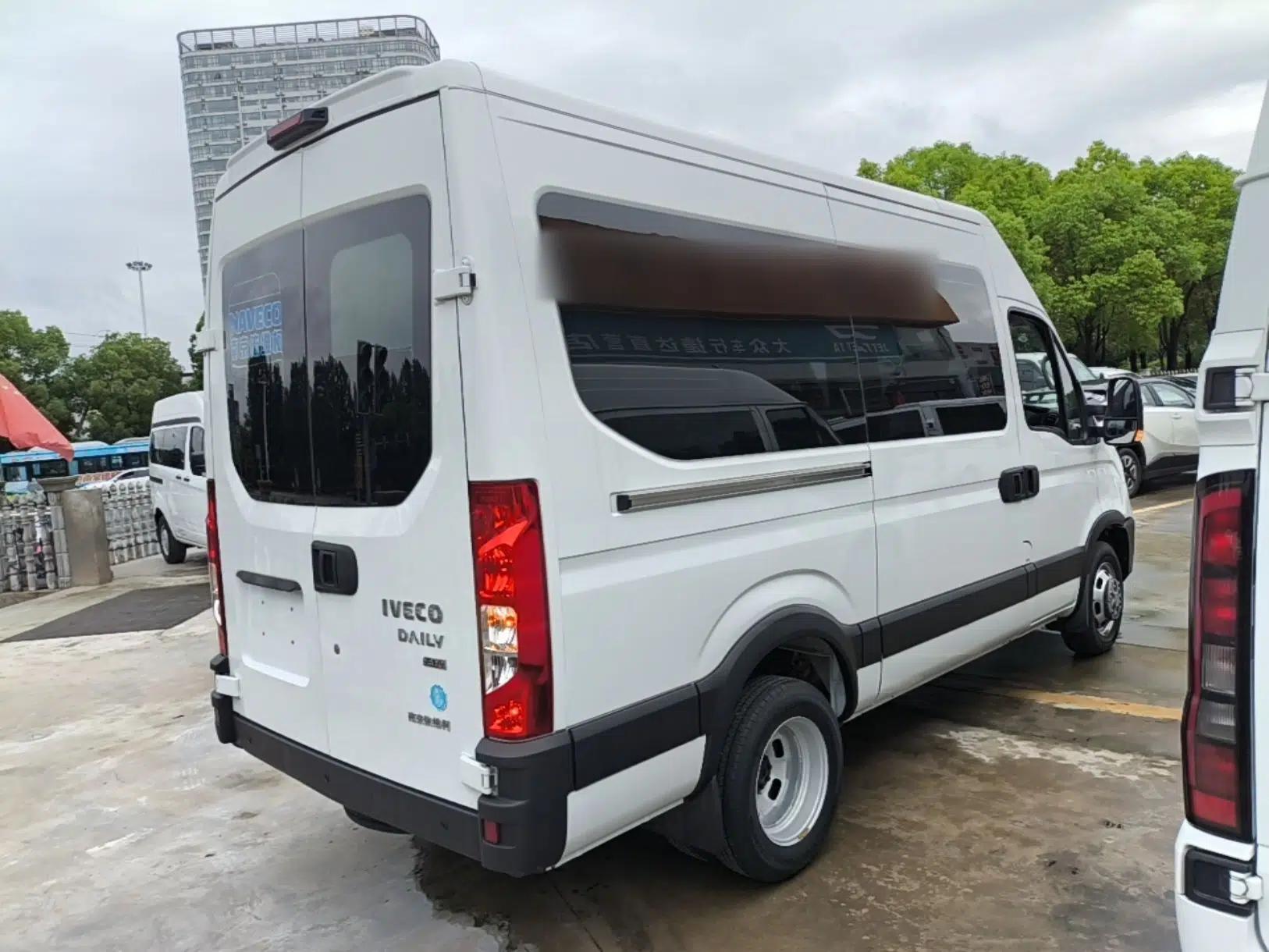 Iveco Eurocargo 2021 2.0T Manual Super-Rui Long Wheelbase Short Overhang High Roof Manual Doors F1A — миниатюра 4