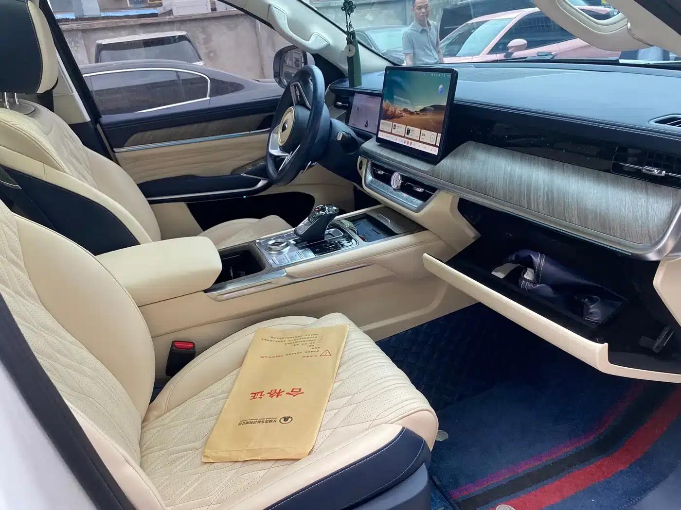 Tank 500 2022 3.0T Business Edition, 5-seater — миниатюра 4