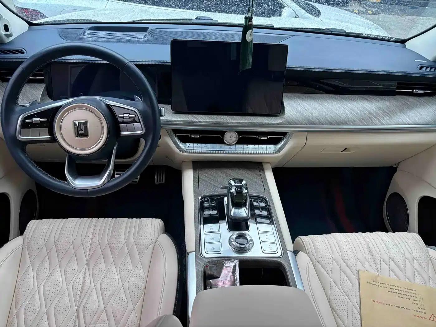 Tank 500 2022 3.0T Business Edition, 5-seater — миниатюра 7