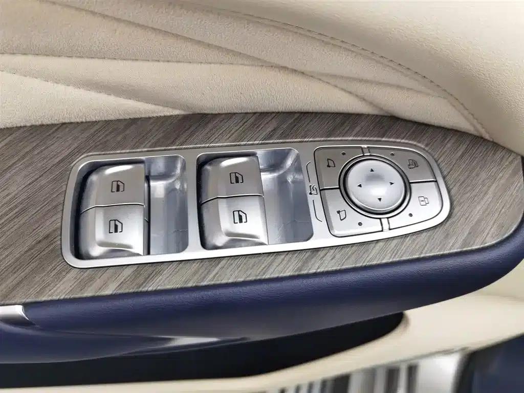 Tank 500 2022 3.0T Sport Edition (5-seater) — миниатюра 9