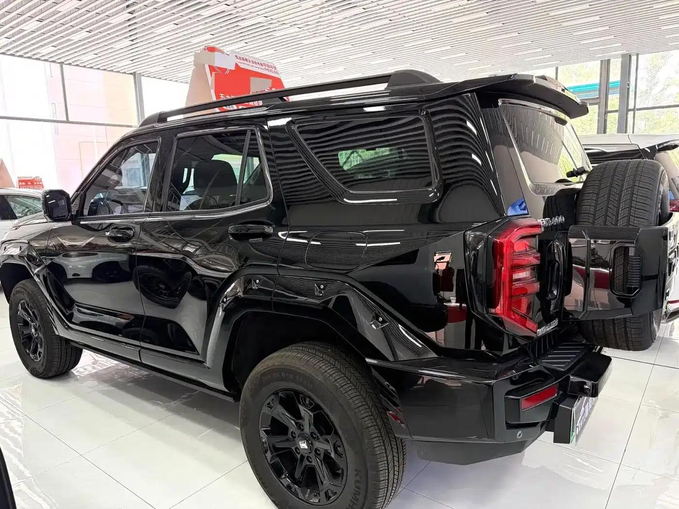 Tank 400 New Energy 2024 Hi4-T Off-Road Edition — миниатюра 7