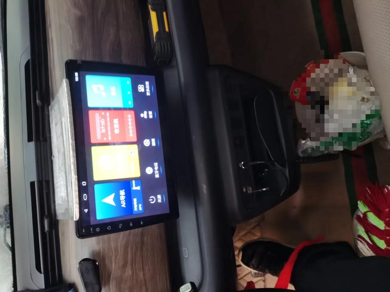 Ruichi EC75 2025 Smart Drive Edition Pioneer Type I 41.85 kWh — миниатюра 14