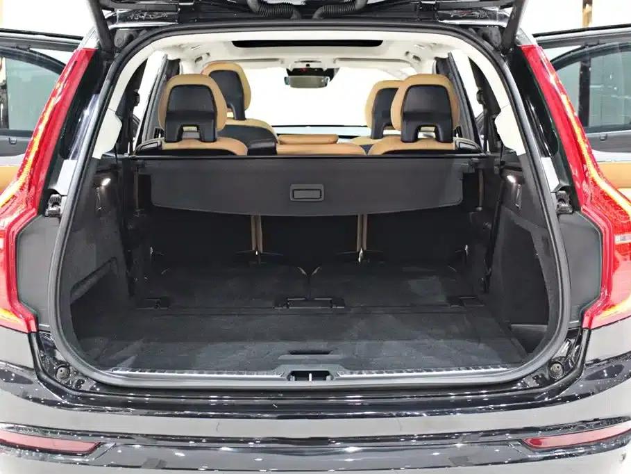 2016 Volvo XC90 T5 Smart Edition 7-seater — миниатюра 13
