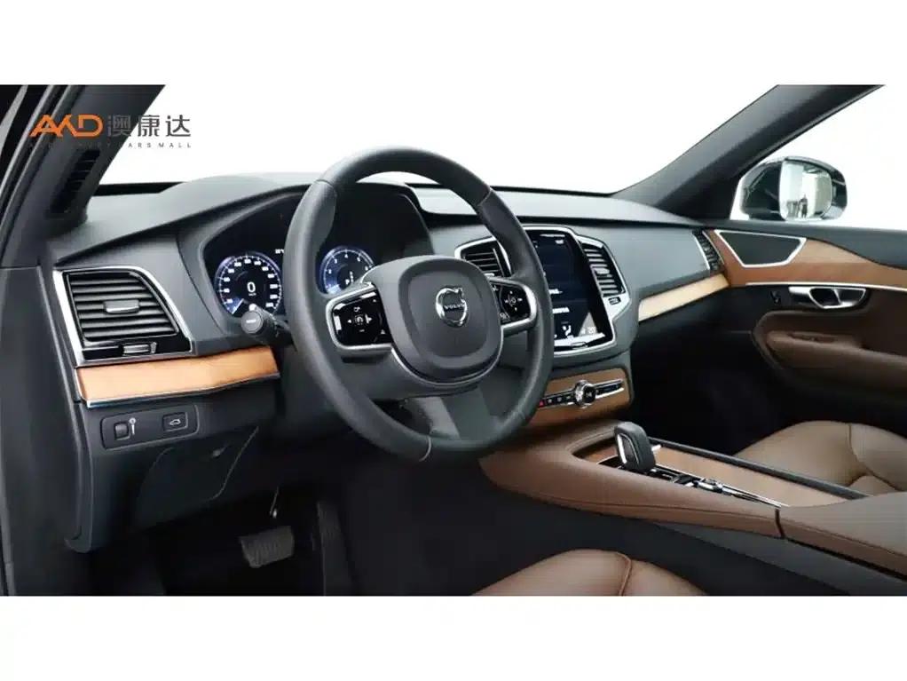 2021 Volvo XC90 B6 Inscription Luxury Edition 7-seater — миниатюра 6