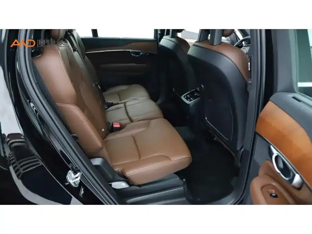 2021 Volvo XC90 B6 Inscription Luxury Edition 7-seater — миниатюра 8