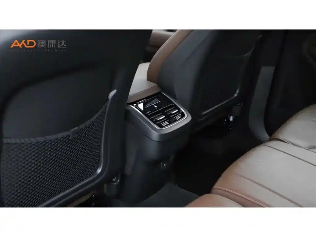 2021 Volvo XC90 B6 Inscription Luxury Edition 7-seater — миниатюра 9