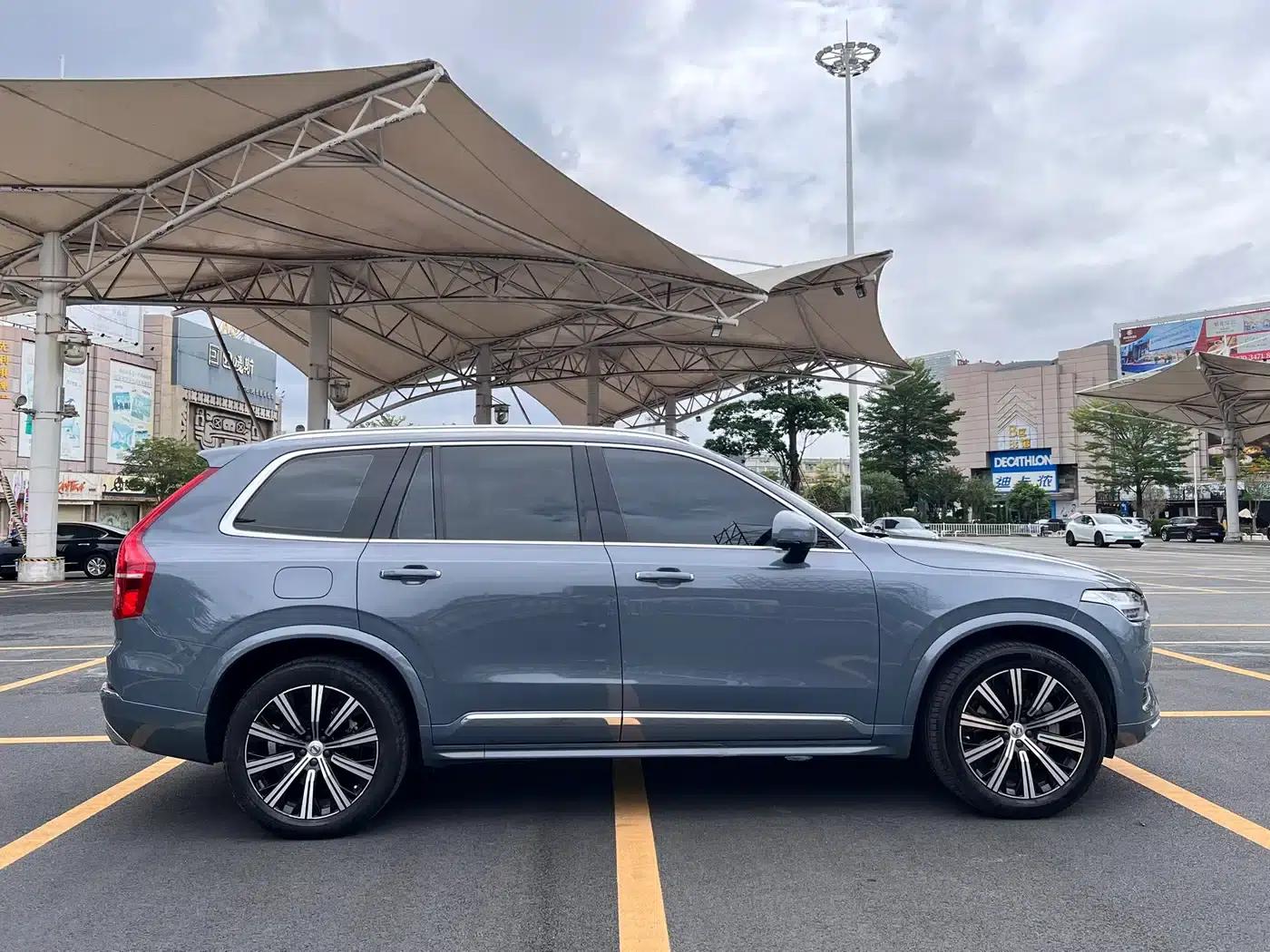 2021 Volvo XC90 B6 Inscription Luxury Edition 7-seater — миниатюра 7