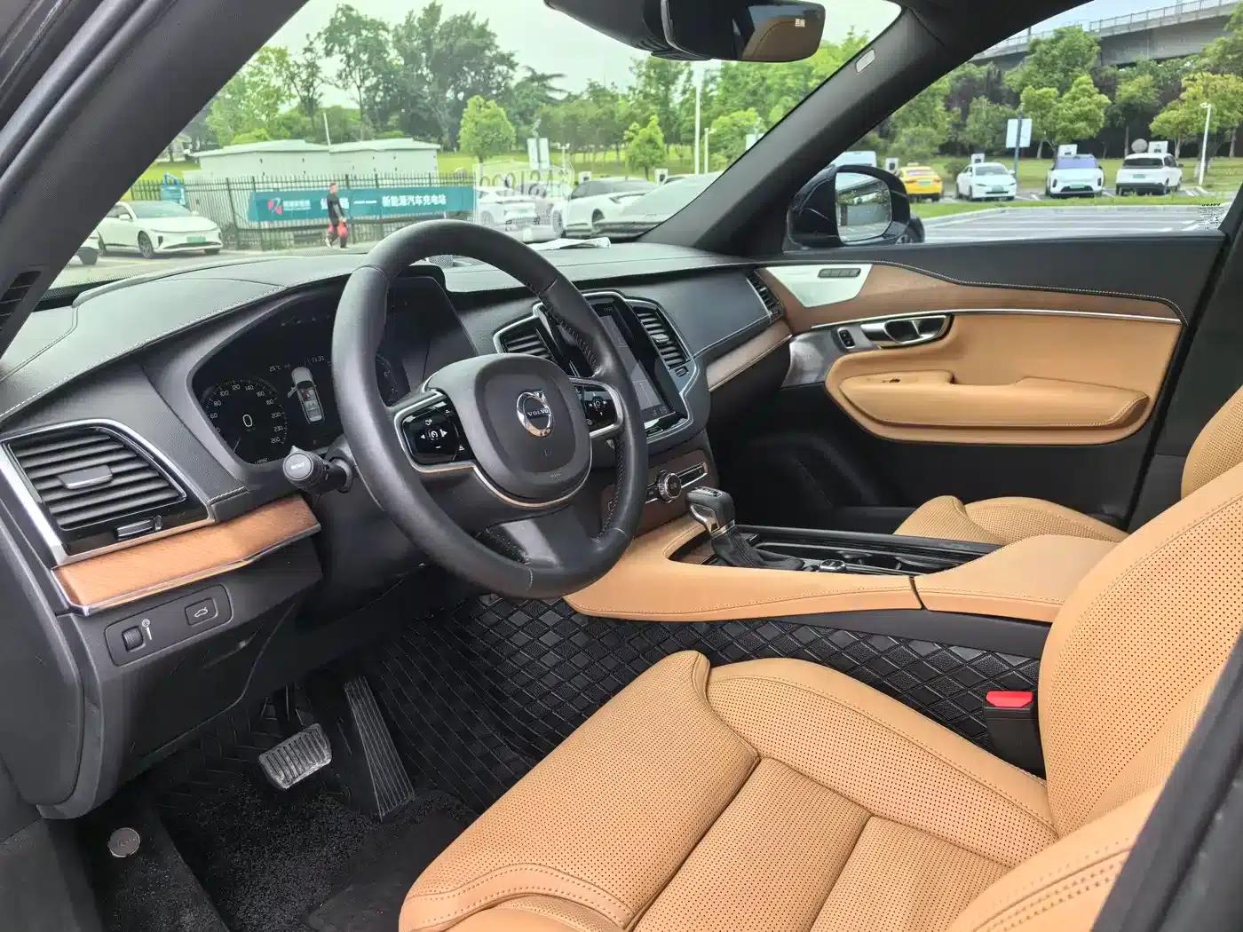 2017 Volvo XC90 T6 Inscription (5-seater) — миниатюра 6