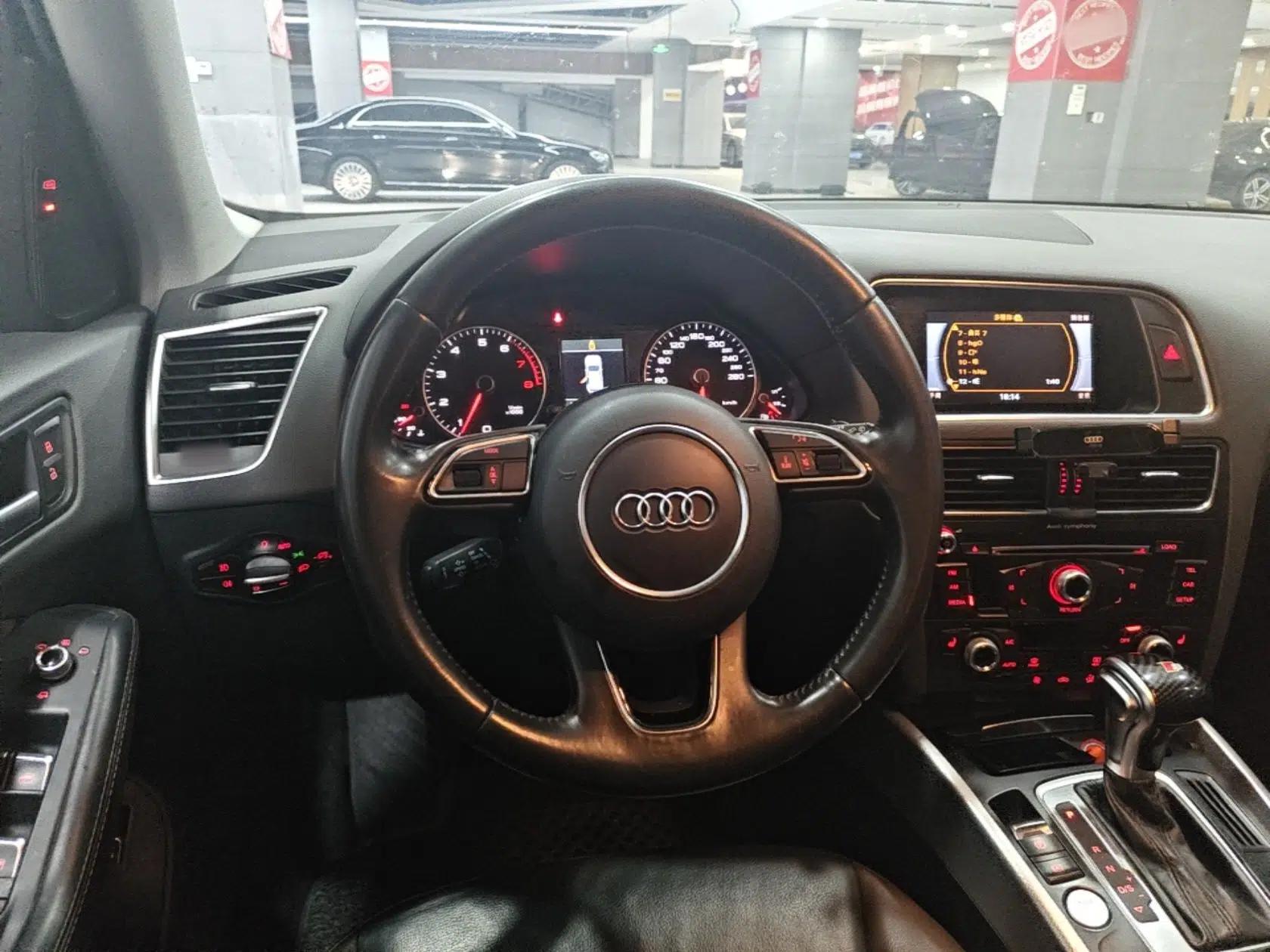 Audi Q5 2017 Plus 40 TFSI Technology Model — миниатюра 14