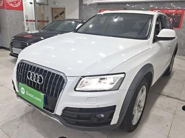 Audi Q5 2017 Plus 40 TFSI Technology Model