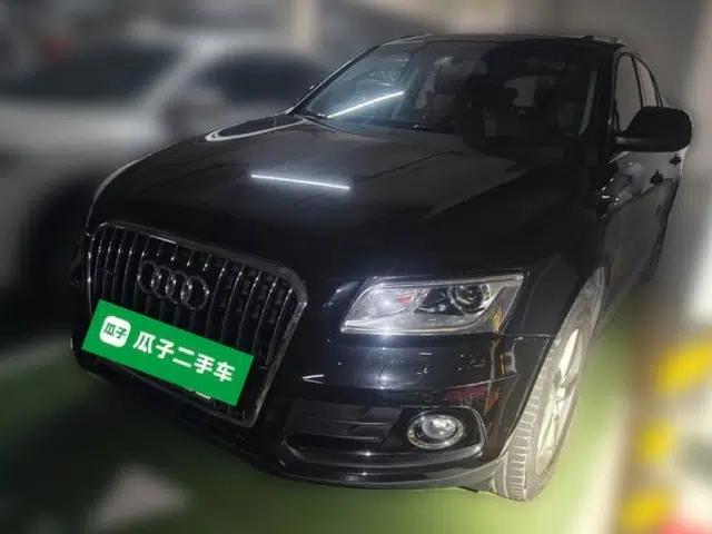 Audi Q5 2015 40 TFSI Comfort Model