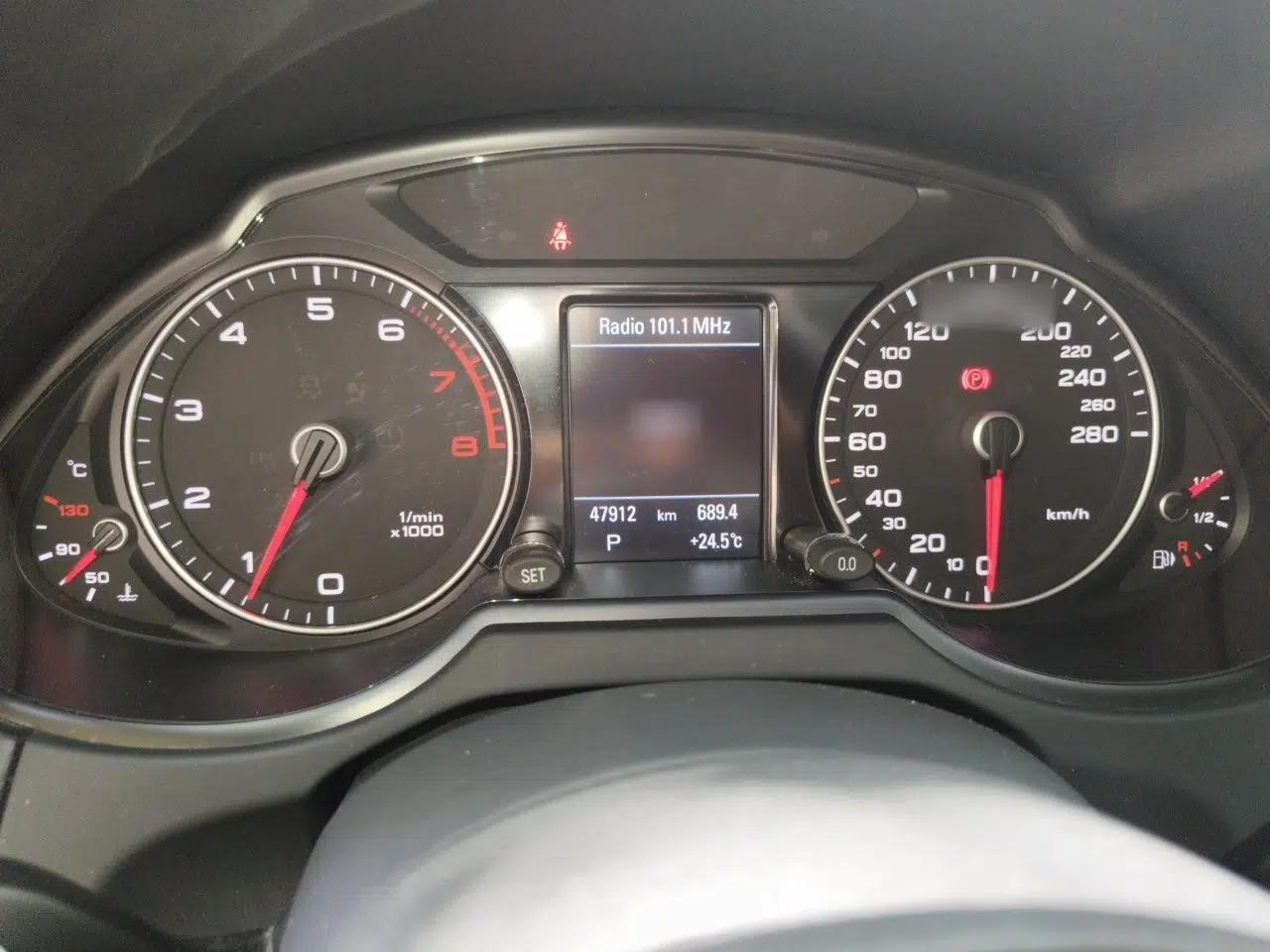 Audi Q5 2017 Plus 40 TFSI Technology Model — миниатюра 10