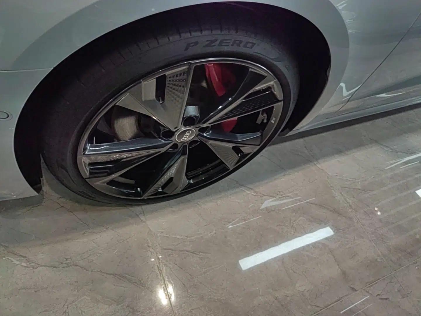 Audi A7L 2024 55 TFSI quattro Flagship Model — миниатюра 8