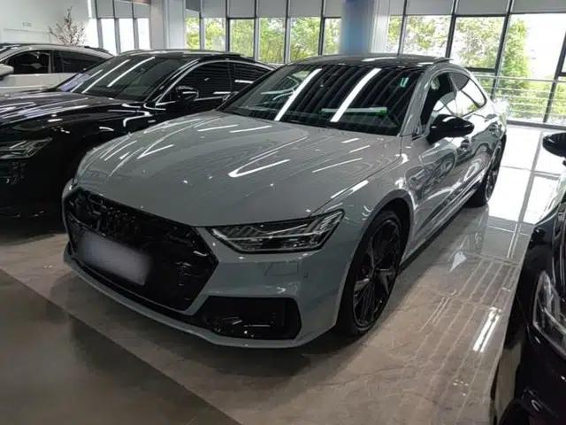 Audi A7L 2024 55 TFSI quattro Flagship Model