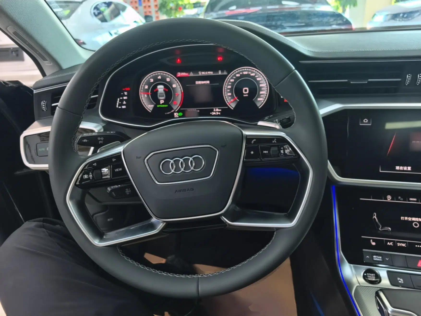 Audi A7L 2024 45TFSI quattro S-line Visionary Edition Flow Crystal Package — миниатюра 14
