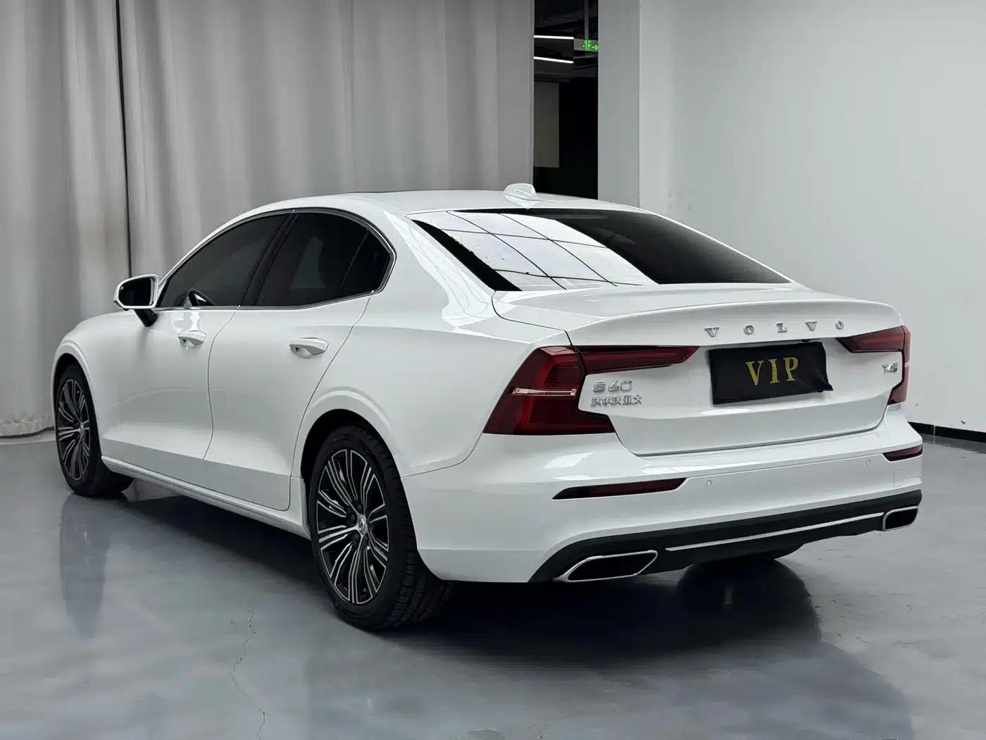 Volvo S60 2020 T4 Smart Sport Edition — миниатюра 8