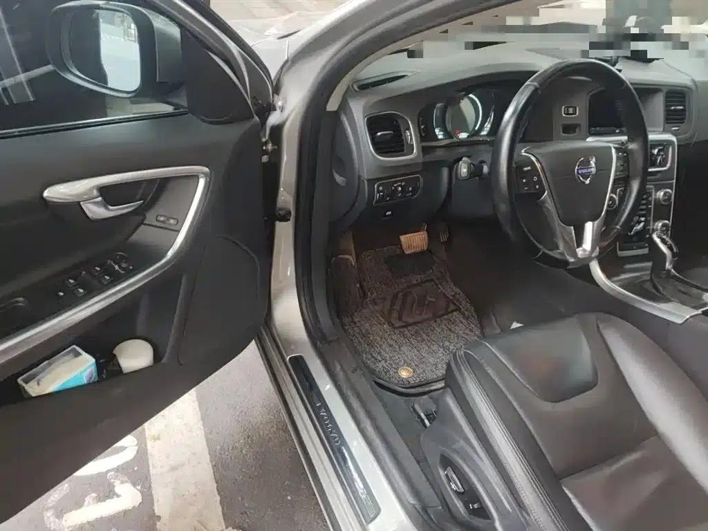 2015 Volvo S60 S60L T5 Smart Edition — миниатюра 14