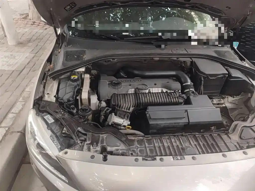 2015 Volvo S60 S60L T5 Smart Edition — миниатюра 21