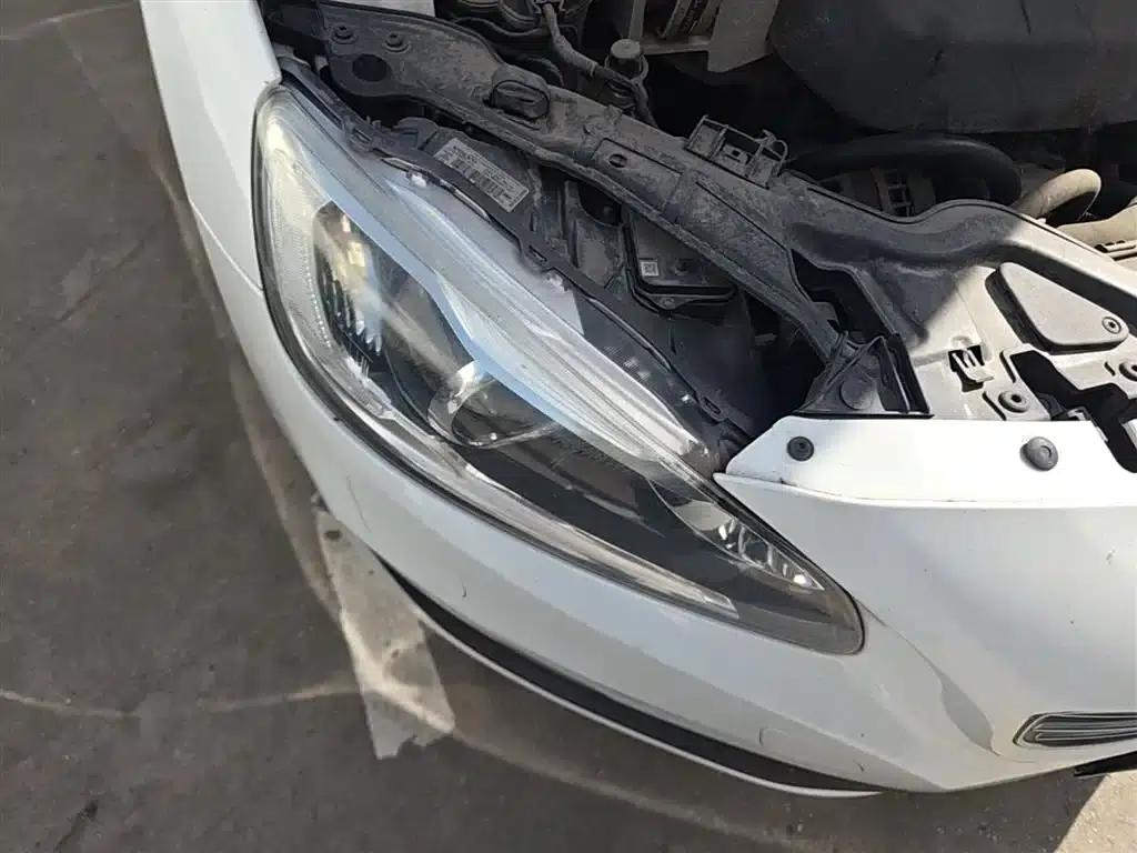 2016 Volvo S60L T5 Smart Edition — миниатюра 13