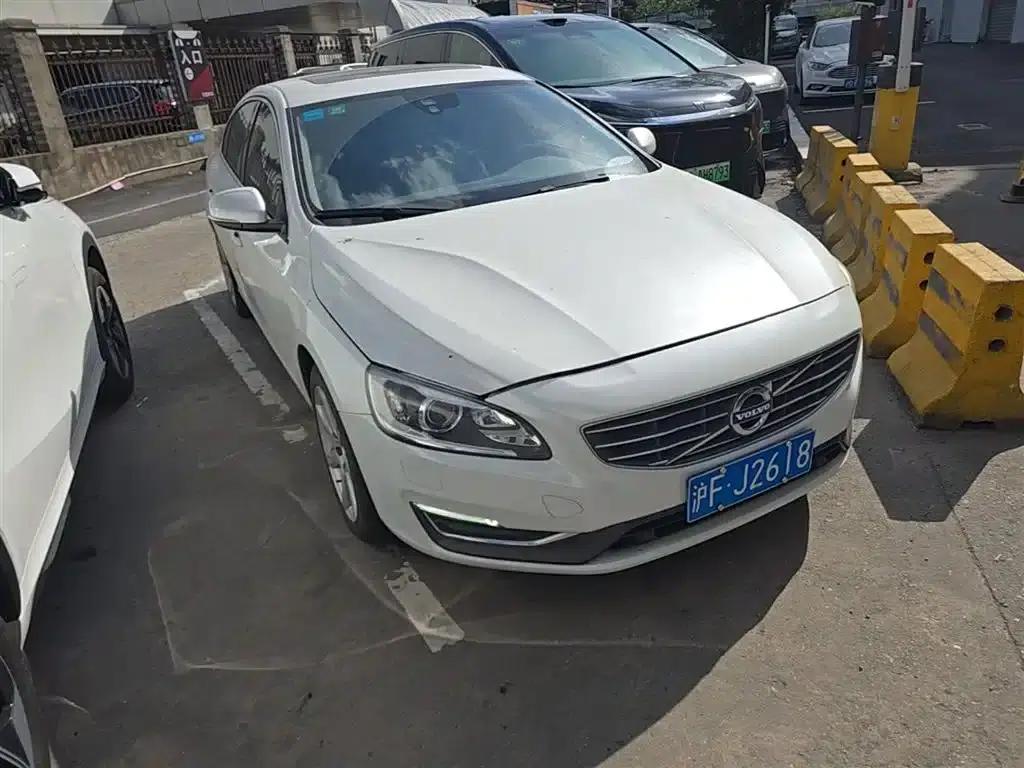 2016 Volvo S60L T5 Smart Edition — миниатюра 7