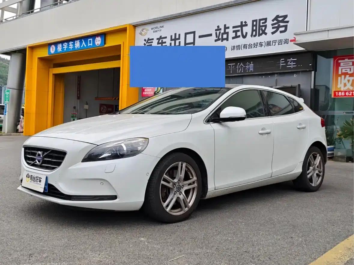 2014 Volvo V40 2.0T Smart Edition — миниатюра 1
