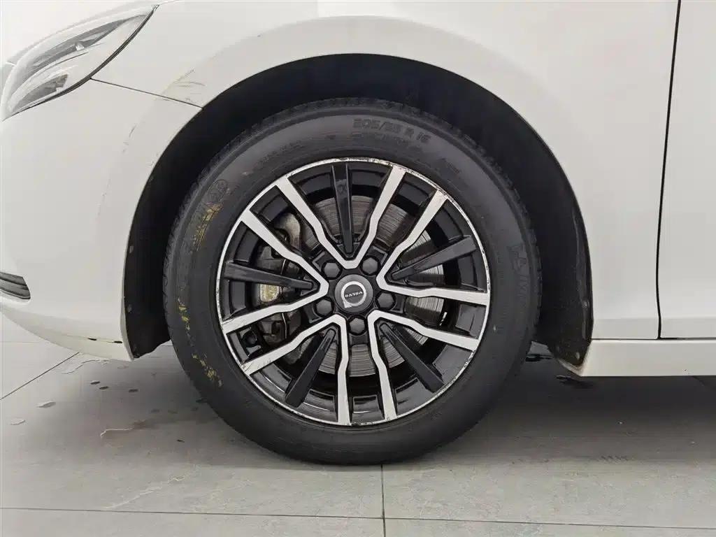 2018 Volvo V40 T3 Smart Edition — миниатюра 17