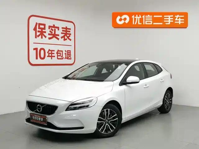 2018 Volvo V40 T3 Smart Edition