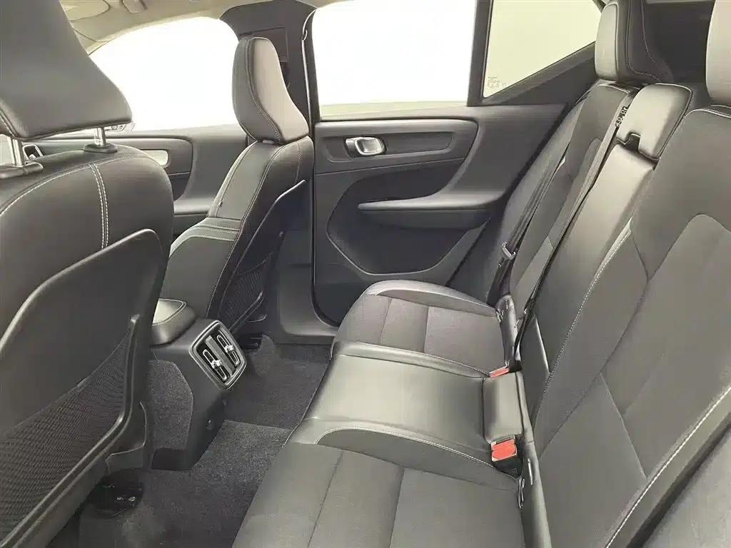 Volvo XC40 2020 T3 Smart Fashion Edition — миниатюра 10