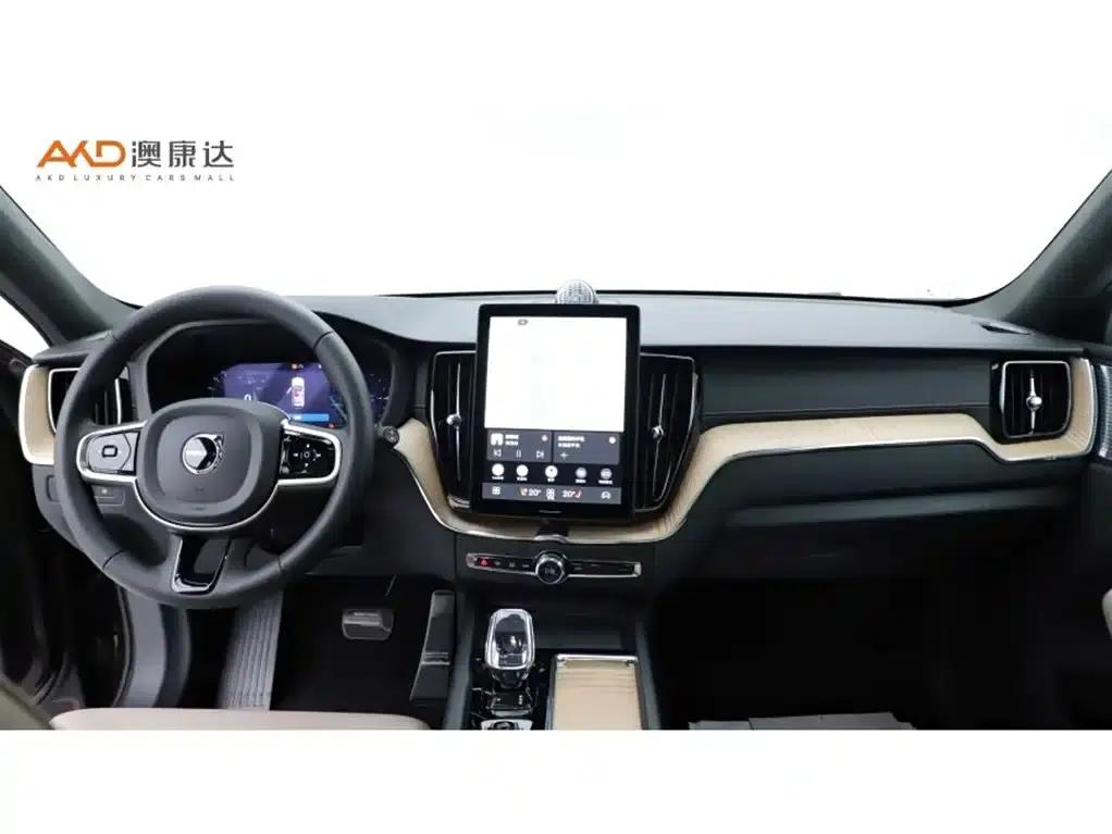 Volvo XC60 2.0T 2026 Plug-in Hybrid Long Range AWD Smart Luxury Edition — миниатюра 5