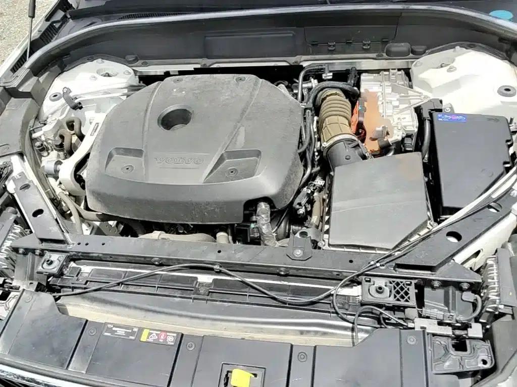 2022 Volvo XC60 Plug-in Hybrid T8 Plug-in Hybrid AWD Inscription Luxury Edition — миниатюра 20