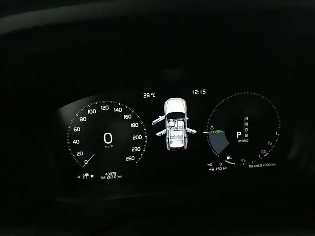 2019 Volvo XC60 Plug-in Hybrid T8 E-Drive Hybrid Smart Sport Edition (China V Emission Standard) — миниатюра 12