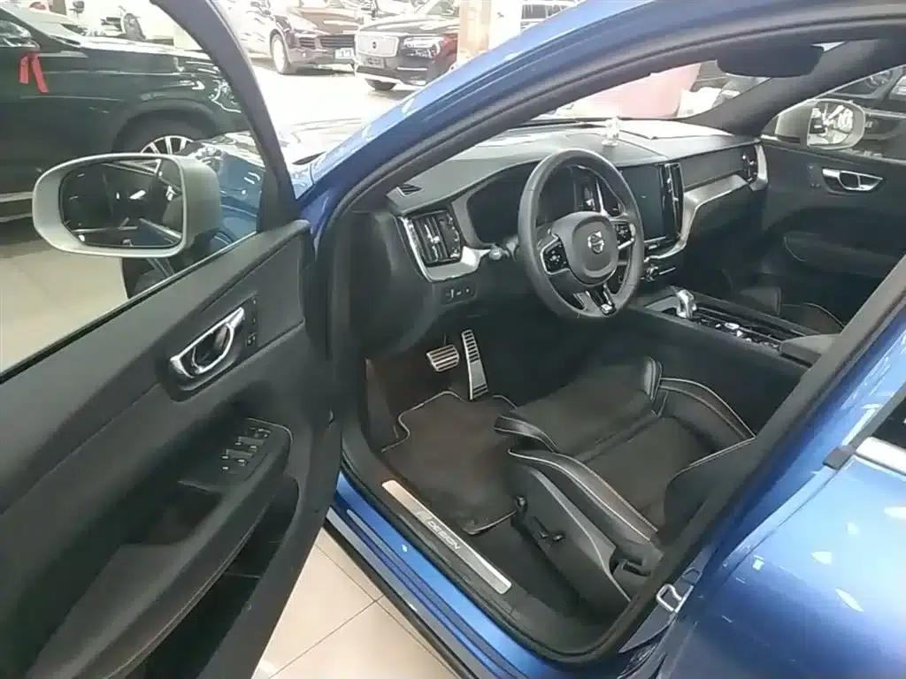 2019 Volvo XC60 Plug-in Hybrid T8 E-Drive Hybrid Smart Sport Edition (China V Emission Standard) — миниатюра 16
