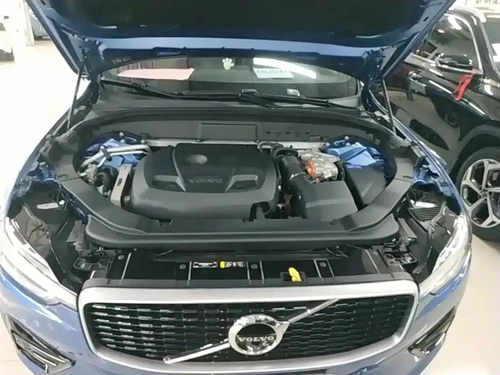 2019 Volvo XC60 Plug-in Hybrid T8 E-Drive Hybrid Smart Sport Edition (China V Emission Standard) — миниатюра 20