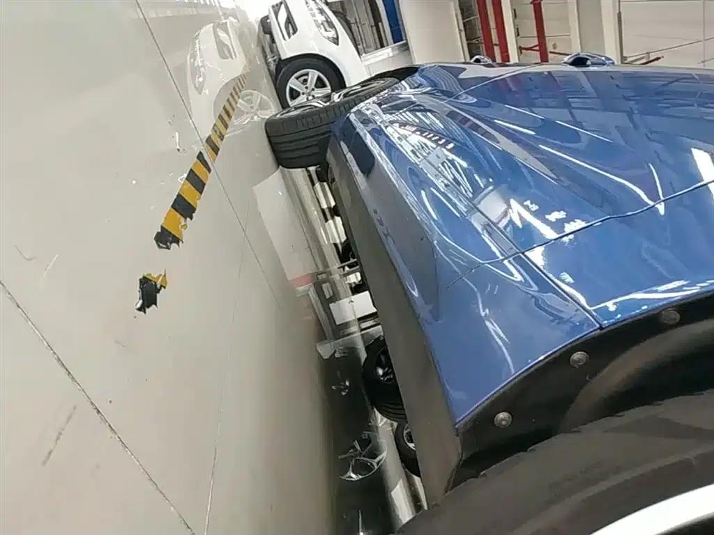 2019 Volvo XC60 Plug-in Hybrid T8 E-Drive Hybrid Smart Sport Edition (China V Emission Standard) — миниатюра 21